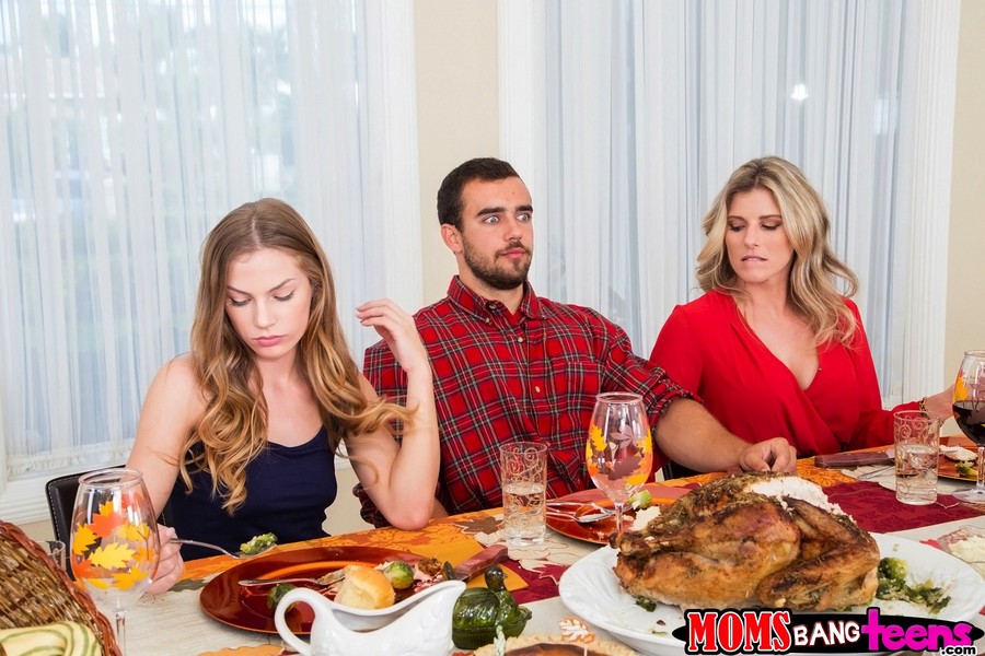 Radar recommendet threesome thanksgiving